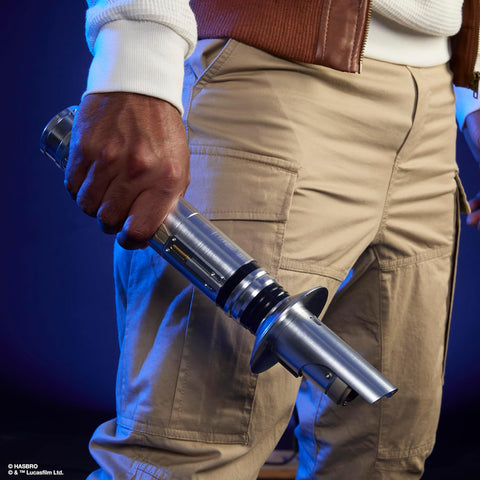 Star Wars The Black Series Ezra Bridger Force FX Elite Lightsaber